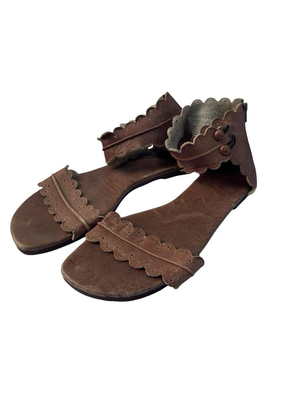 ELF Brown Leather Scalloped‎ Ankle Strap Sandals Women’s Size 8 Boho